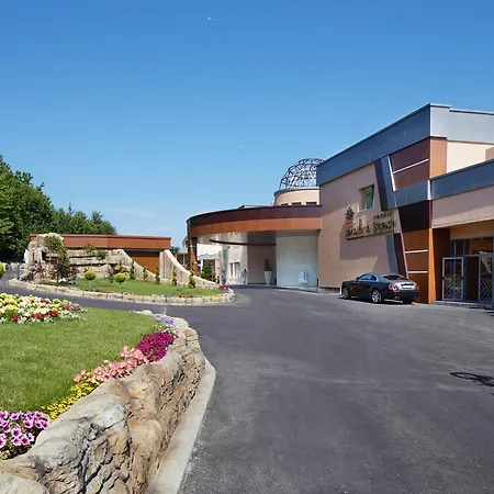 Paradise Отель Елените