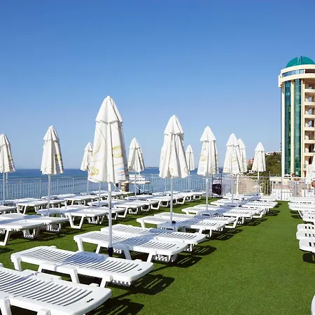 Paradise Отель Елените