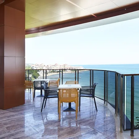 Paradise Елените