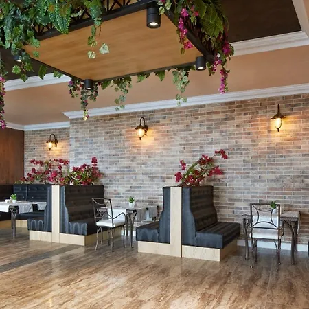 Paradise Отель 5*