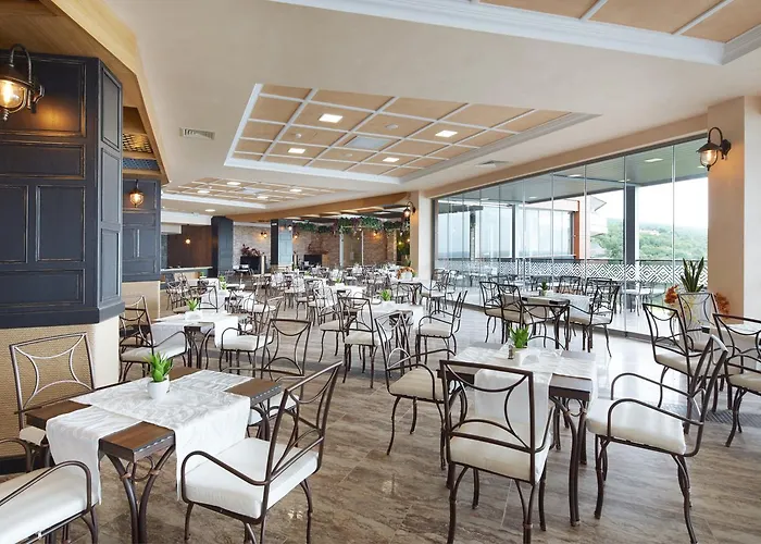 Paradise מלון אלניטה