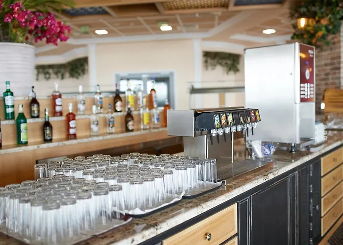 מלון Paradise אלניטה