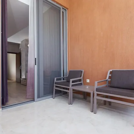 Hotel Paradise Elenite
