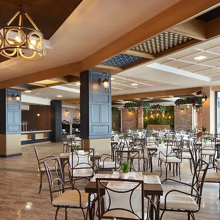 Paradise Hotel Elenite