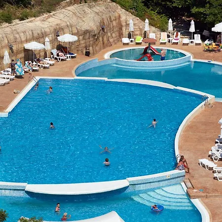 Paradise Hotel 5*