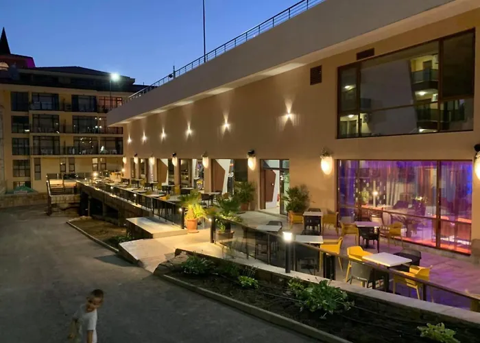 Ξενοδοχείο Paradise Elenite