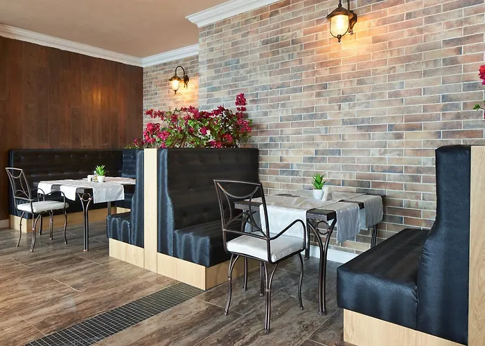 Ξενοδοχείο Paradise Elenite